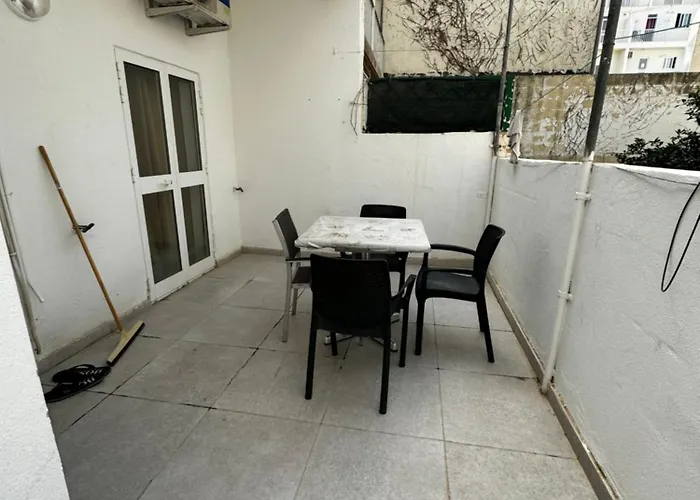 4 Bedroom Next To Pacaville Apartamento Is-Swieqi